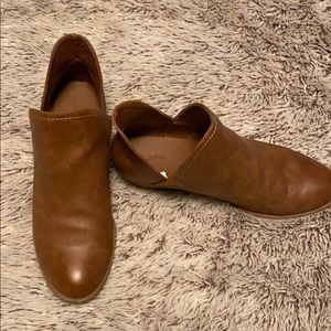 Universal Thread boots size 8